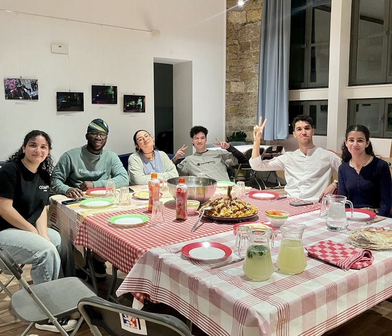 Fest1: Shared meals to combat poverty