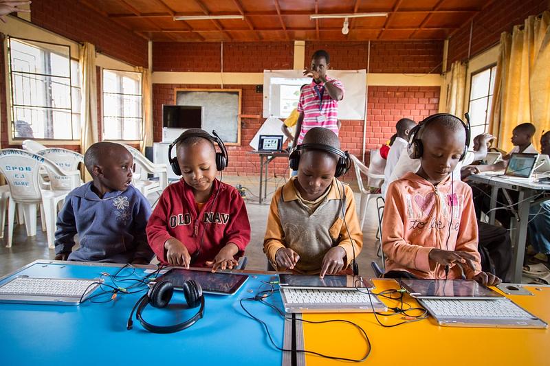 Apporter la culture aux enfants en zones isolées 