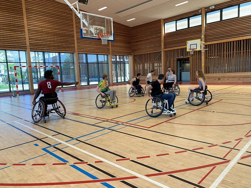Basket fauteuil sur l'antenne AURA !