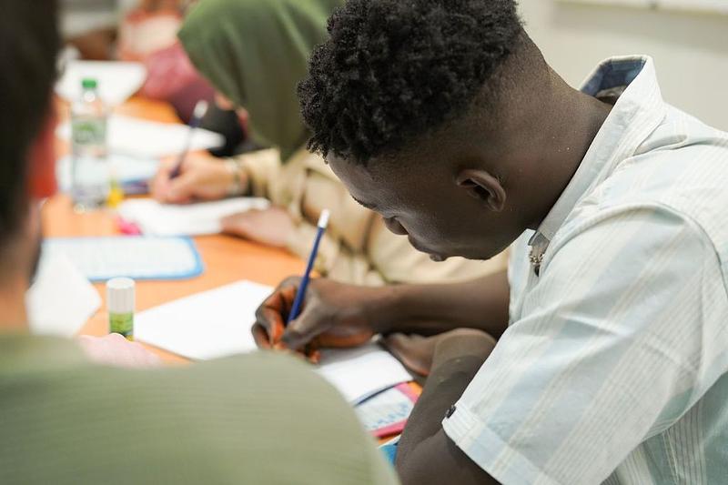 Ensemble pour apprendre le français aux réfugiés 